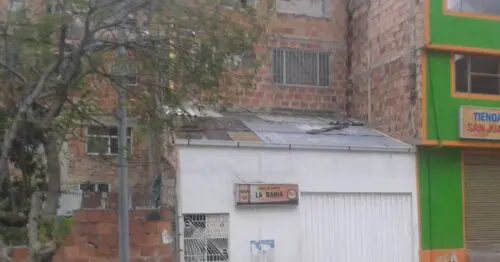 TIENDA DE LICORES LA BAHIA BOGOTÁ TIENDA DE LICORES LA BAHIA BOGOTÁ